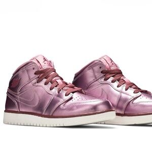 Nike Air Jordon 1 Mid SE GS Pink Rose Sneakers (7)